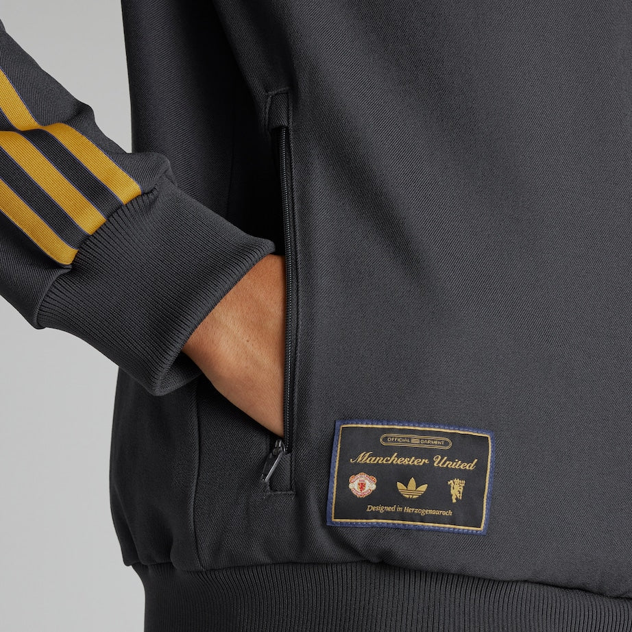 Manchester Utd 25/26 Full Tracksuit Black