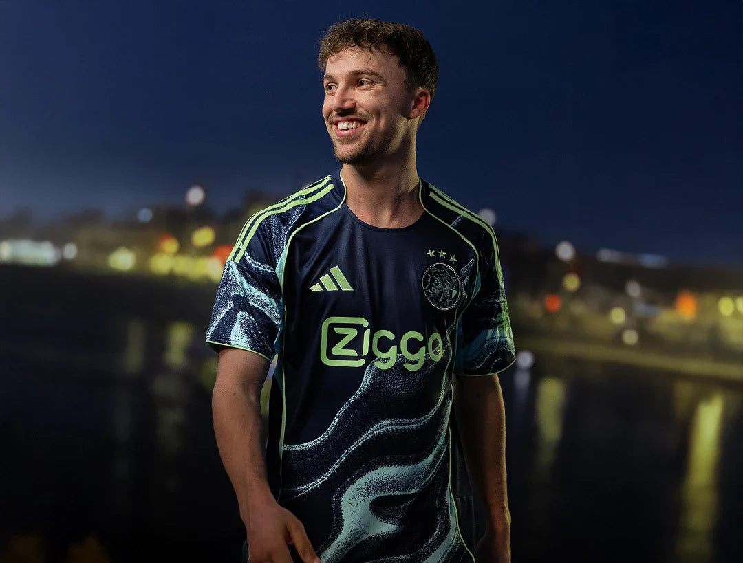 Ajax 25/26 Away Kit